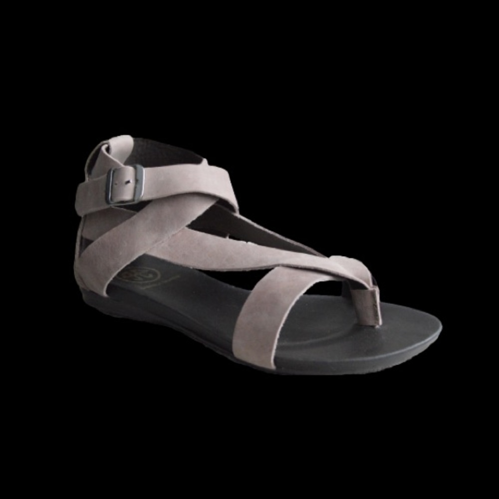 New Leather Buckle Strap Sandals